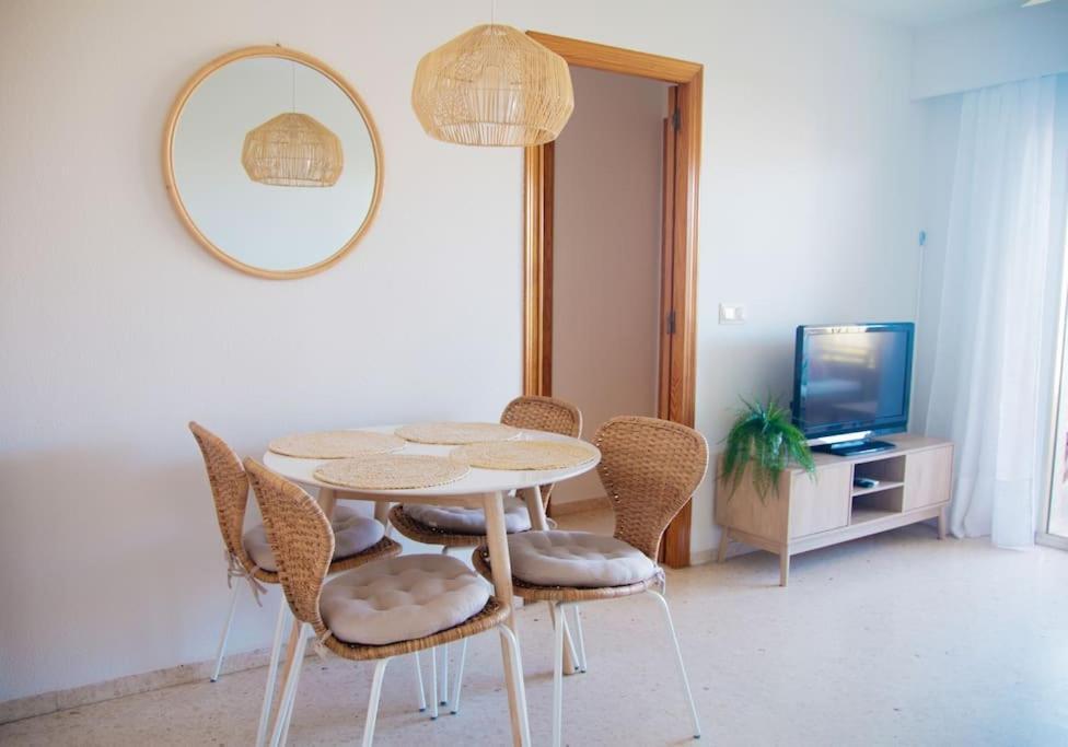 Con Piscina En Apartamento Playa de Gandia